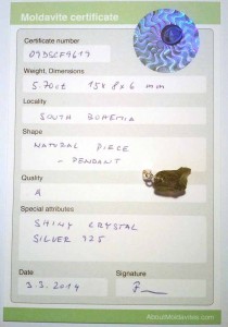 09DSCF9619-moldavite - pendant - certificate