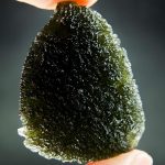 Naturally fragmented moldavite