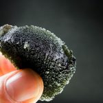 Naturally fragmented moldavite